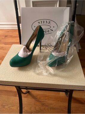 Steve Madden Teal High Stiletto Pumps